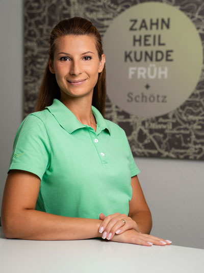 Edona Kastrati — Prophylaxeassistentin