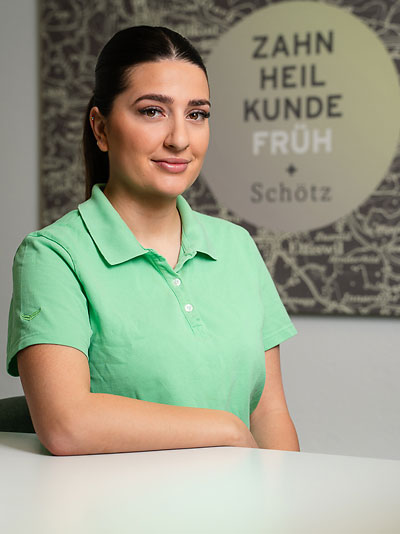 Loreta Ukaj — Studium Dentalhygiene